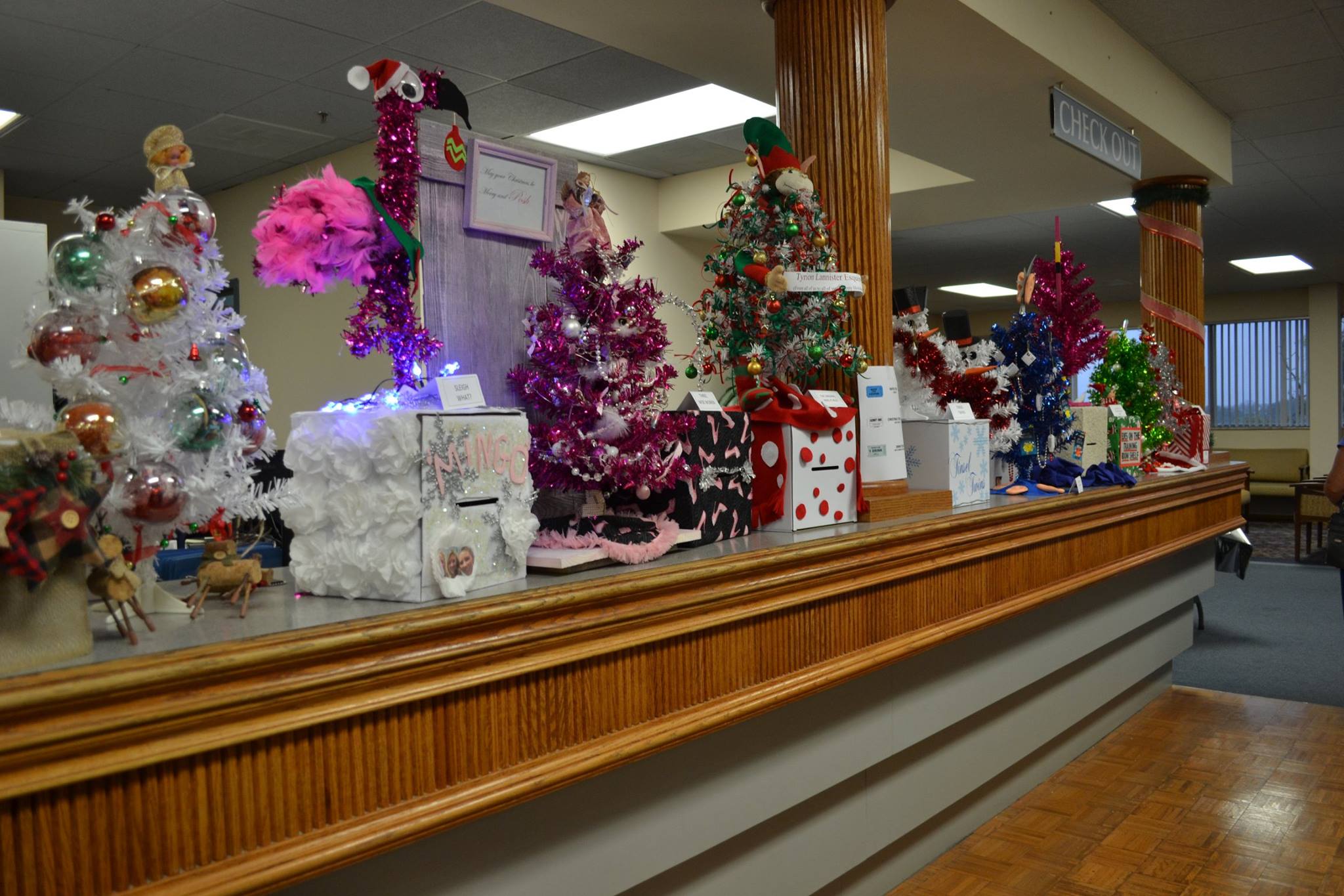 office cubicle decorations Christmas