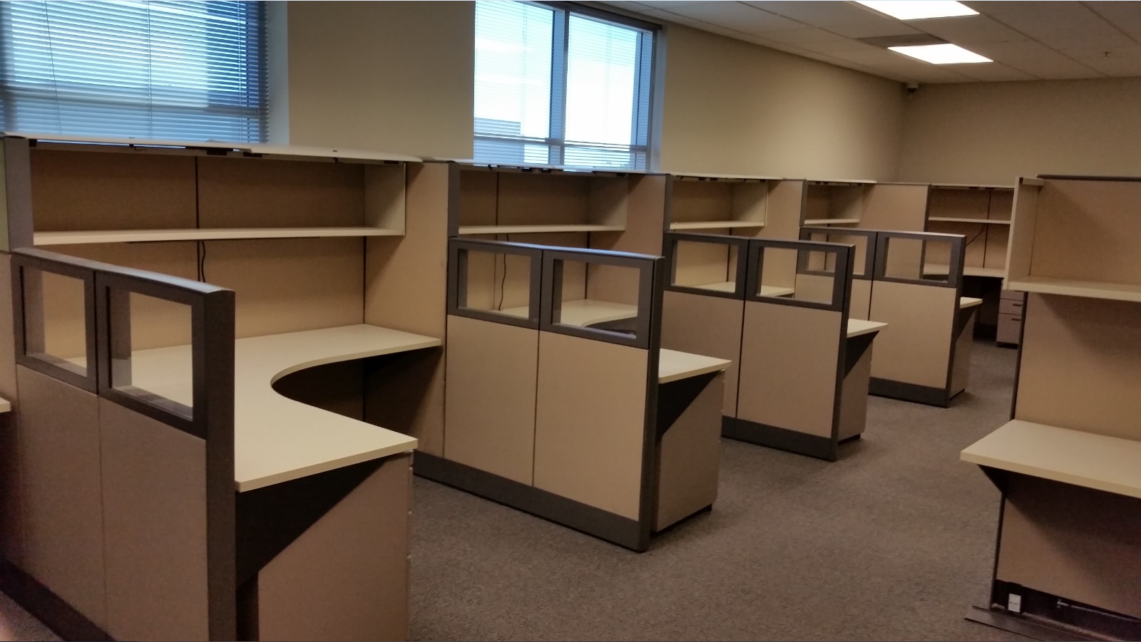 benefits-of-buying-used-office-cubicles-office-furniture-ez