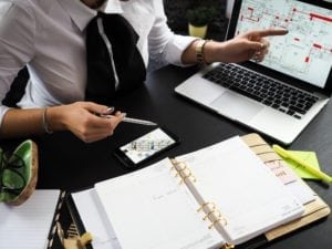 Uncluttering Your Desk cluttered desk