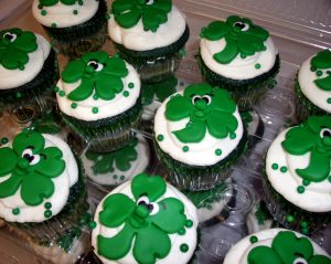 st. pats cupcakes