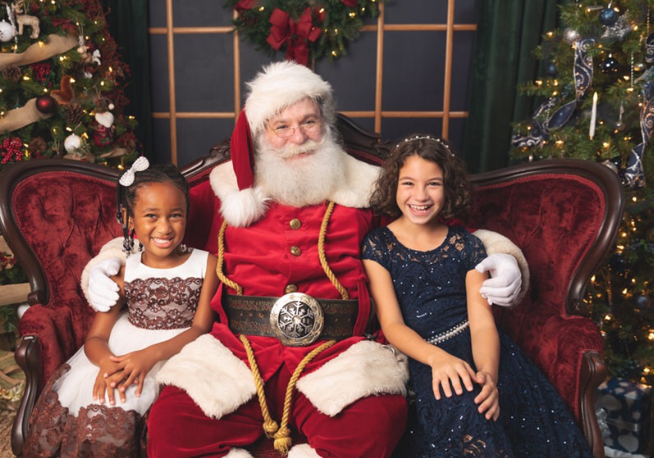 christmas party photos with santa