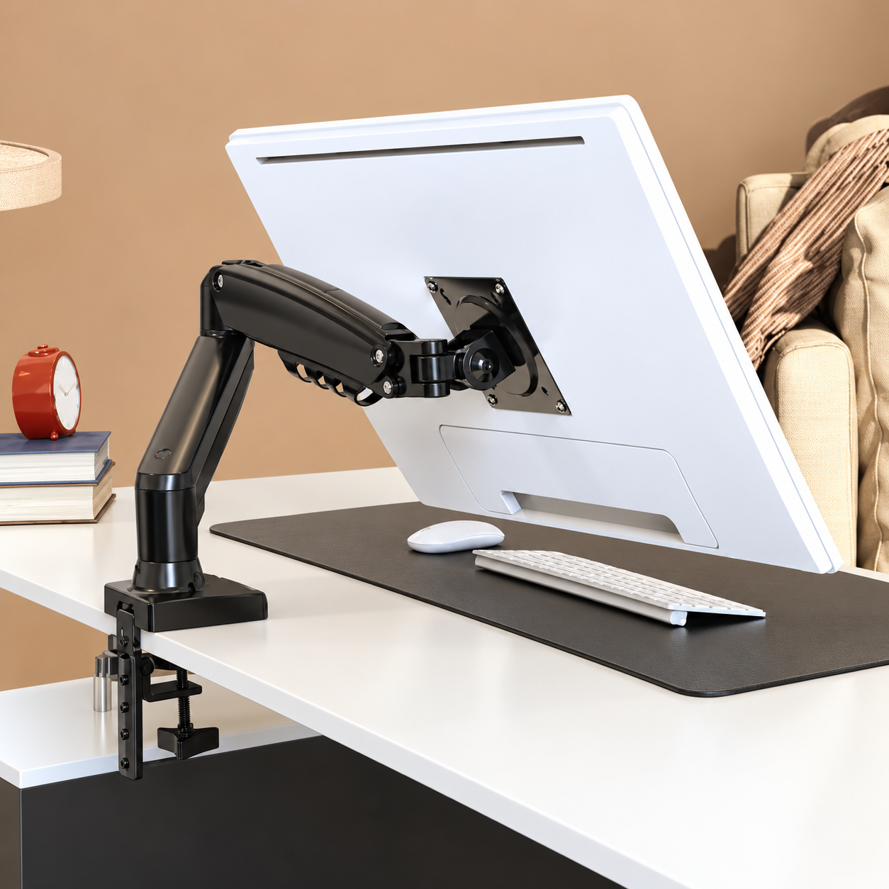 Hawk Single Computer Arm Installed