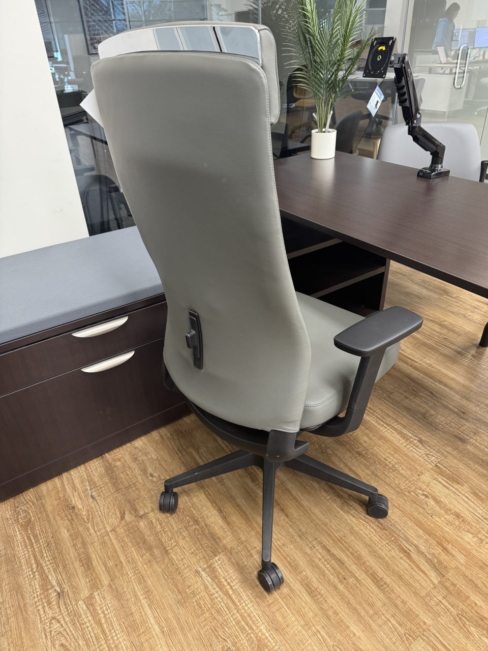 Apex Office Chair - Office Furniture EZ Colorado Springs and Denver