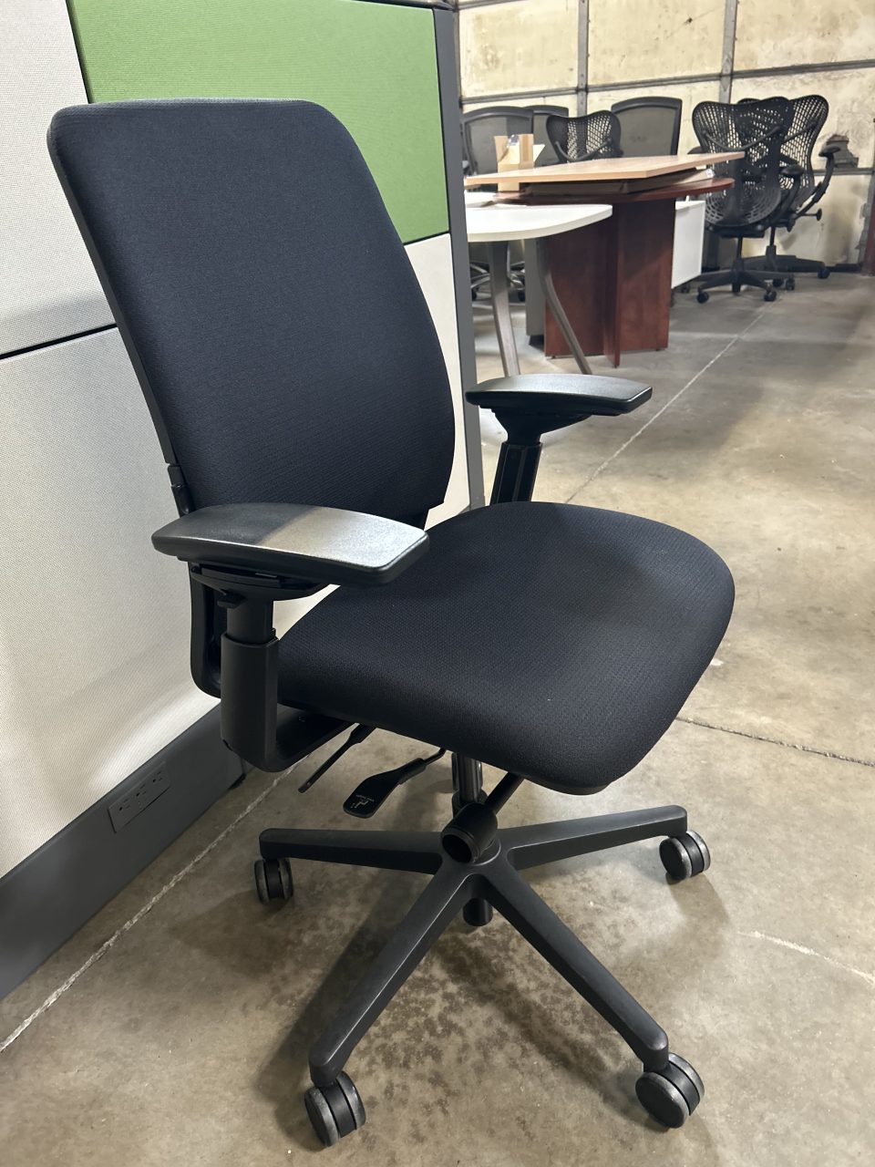 Steelcase Amia Chair 2