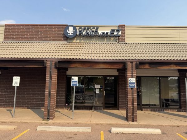 Office Furniture EZ Colorado Springs Showroom at 5666 N Academy Blvd